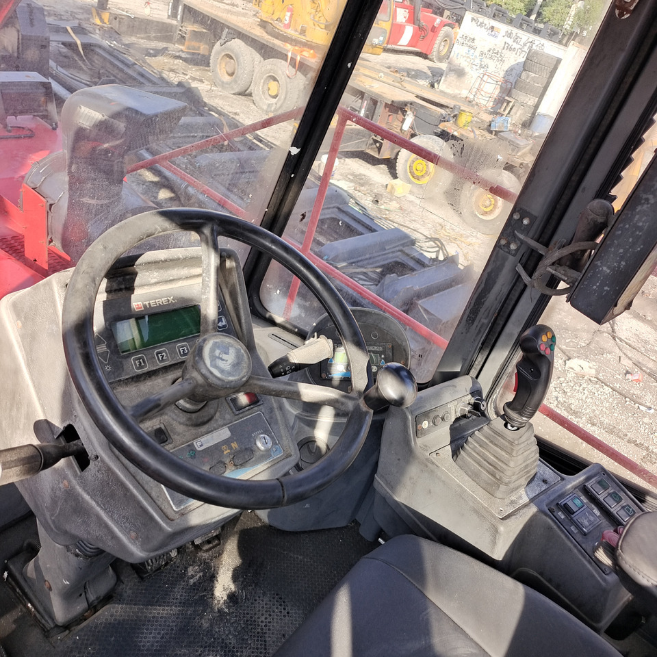 Sānu konteineru krāvējs FANTUZZI CS 45 KMHD 45 TON CONTAINER REACH CRANE: foto 23