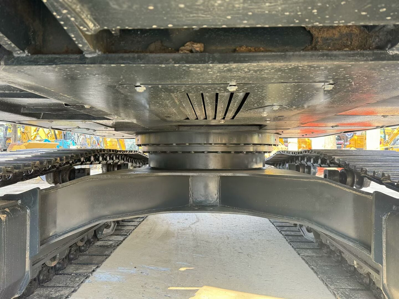 HYUNDAI 220LC-9S HX220HD HX225HD - Kāpurķēžu ekskavators: foto 3 HYUNDAI 220LC-9S HX220HD HX225HD - Kāpurķēžu ekskavators: foto 3