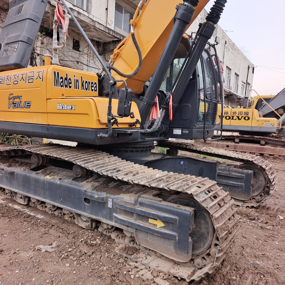 HYUNDAI 305LC-9S - Kāpurķēžu ekskavators: foto 3 HYUNDAI 305LC-9S - Kāpurķēžu ekskavators: foto 3