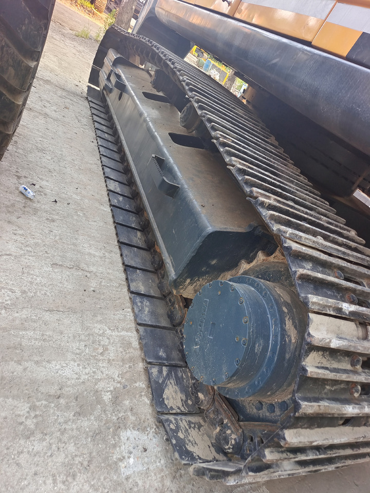 HYUNDAI 305LC-9T 305 LC - 9S - Kāpurķēžu ekskavators: foto 3 HYUNDAI 305LC-9T 305 LC - 9S - Kāpurķēžu ekskavators: foto 3