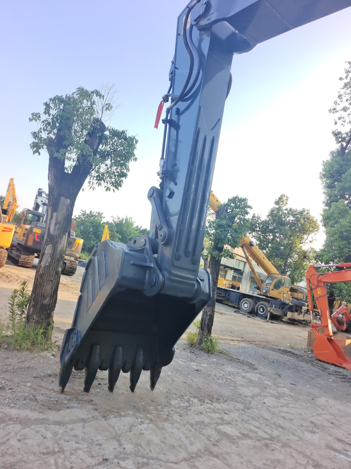 HYUNDAI 305LC-9T 305 LC - 9S - Kāpurķēžu ekskavators: foto 4 HYUNDAI 305LC-9T 305 LC - 9S - Kāpurķēžu ekskavators: foto 4