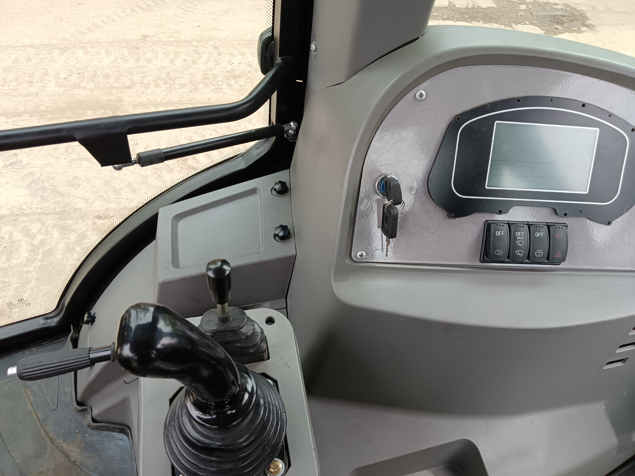 JCB 4CX 100% NEW - Ekskavators-iekrāvējs: foto 3 JCB 4CX 100% NEW - Ekskavators-iekrāvējs: foto 3