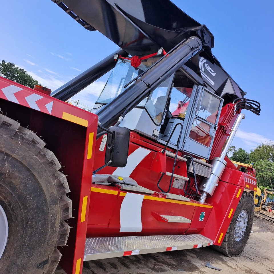 KALMAR DRF450 DRF 450 - Sānu konteineru krāvējs: foto 4 KALMAR DRF450 DRF 450 - Sānu konteineru krāvējs: foto 4