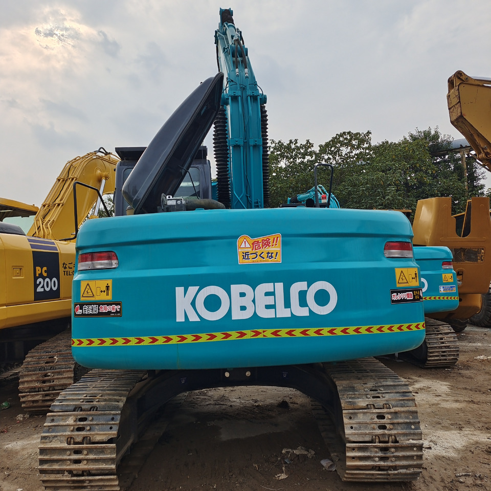 Kāpurķēžu ekskavators KOBELCO SK140: foto 8