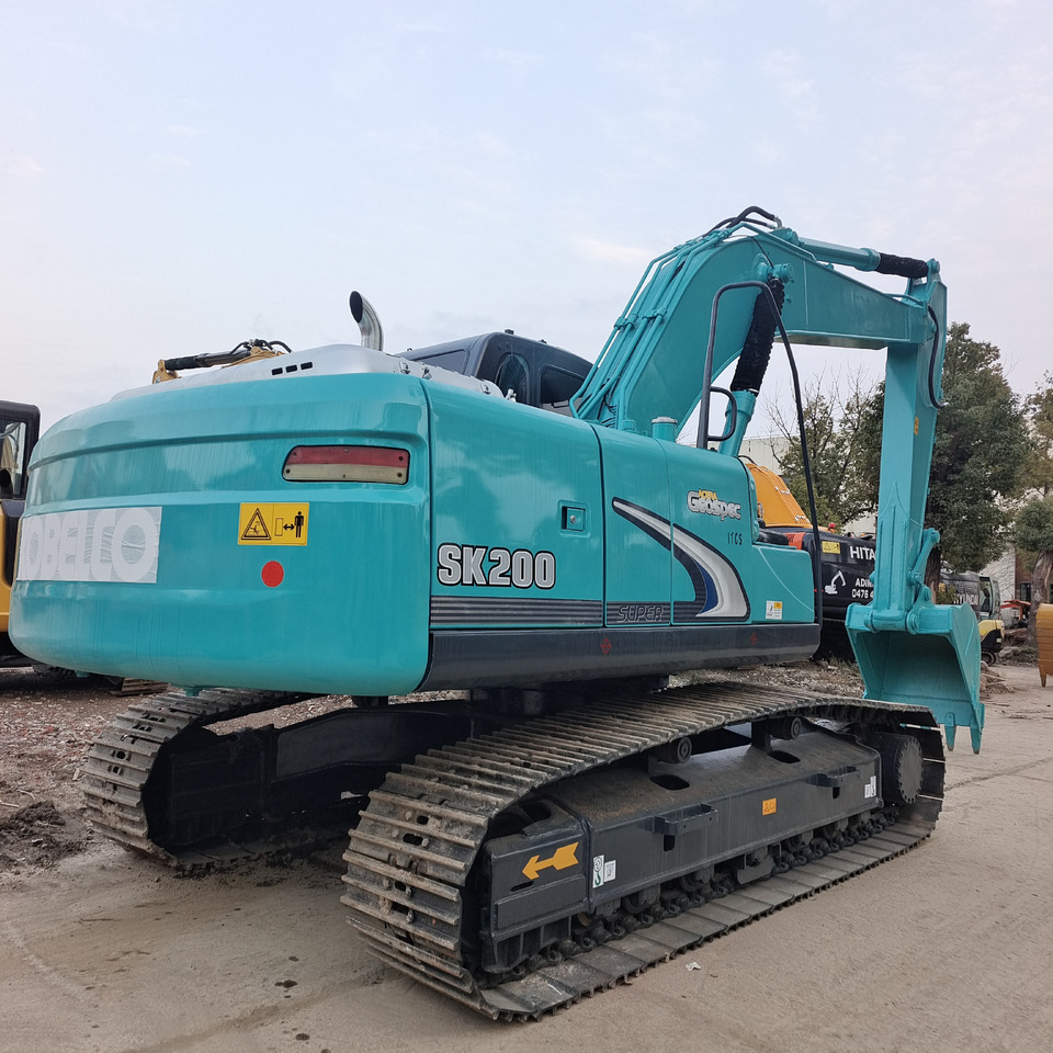 KOBELCO SK200-8 - Kāpurķēžu ekskavators: foto 5 KOBELCO SK200-8 - Kāpurķēžu ekskavators: foto 5