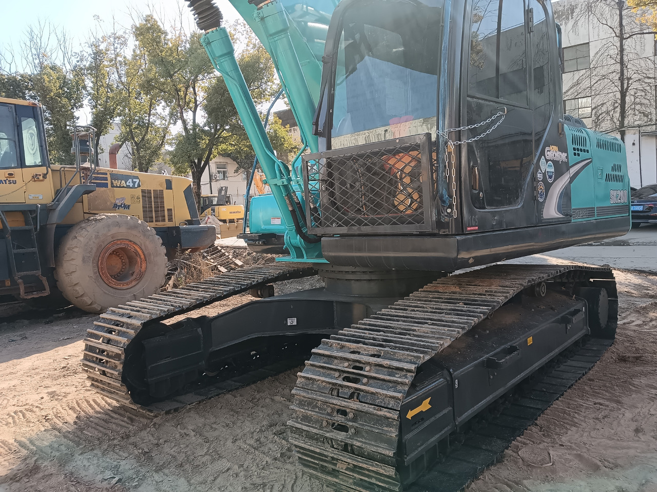 KOBELCO SK200-8 - Kāpurķēžu ekskavators: foto 3 KOBELCO SK200-8 - Kāpurķēžu ekskavators: foto 3
