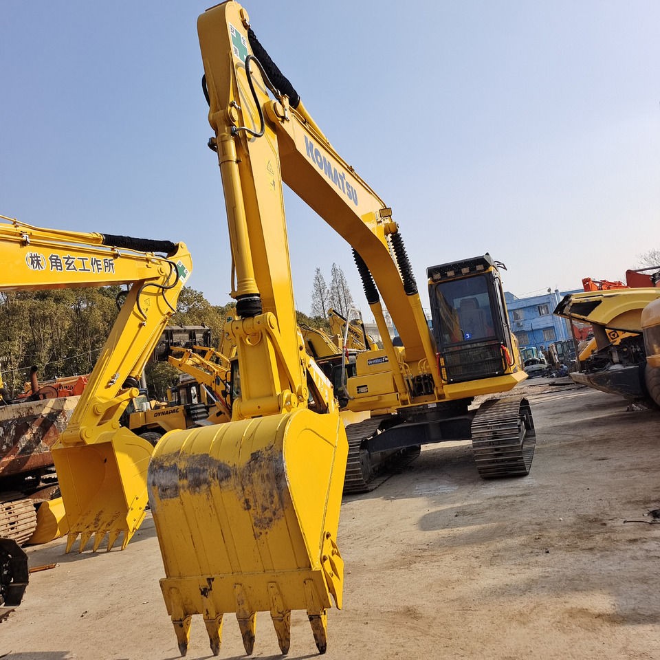 Kāpurķēžu ekskavators KOMATSU PC200-8: foto 10