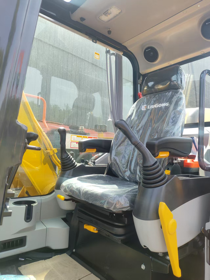 LIUGONG 9075FG4 BRAND NEW 7.5 TON DIGGER - Mini-ekskavators: foto 5 LIUGONG 9075FG4 BRAND NEW 7.5 TON DIGGER - Mini-ekskavators: foto 5