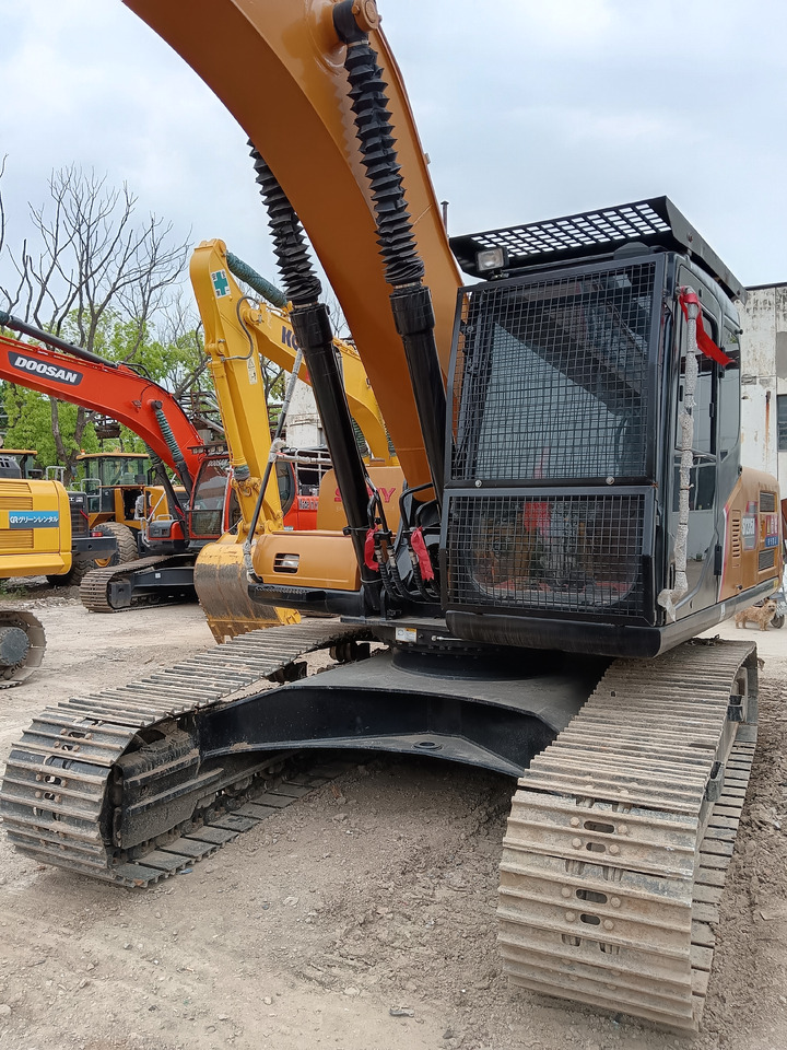 SANY 235C SY 235 C - Kāpurķēžu ekskavators: foto 3 SANY 235C SY 235 C - Kāpurķēžu ekskavators: foto 3