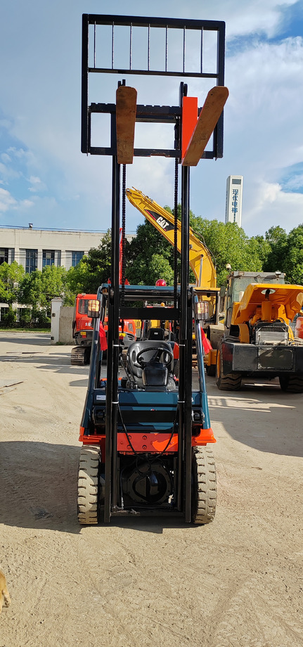 TOYOTA FD 35 - Autokrāvējs: foto 5 TOYOTA FD 35 - Autokrāvējs: foto 5