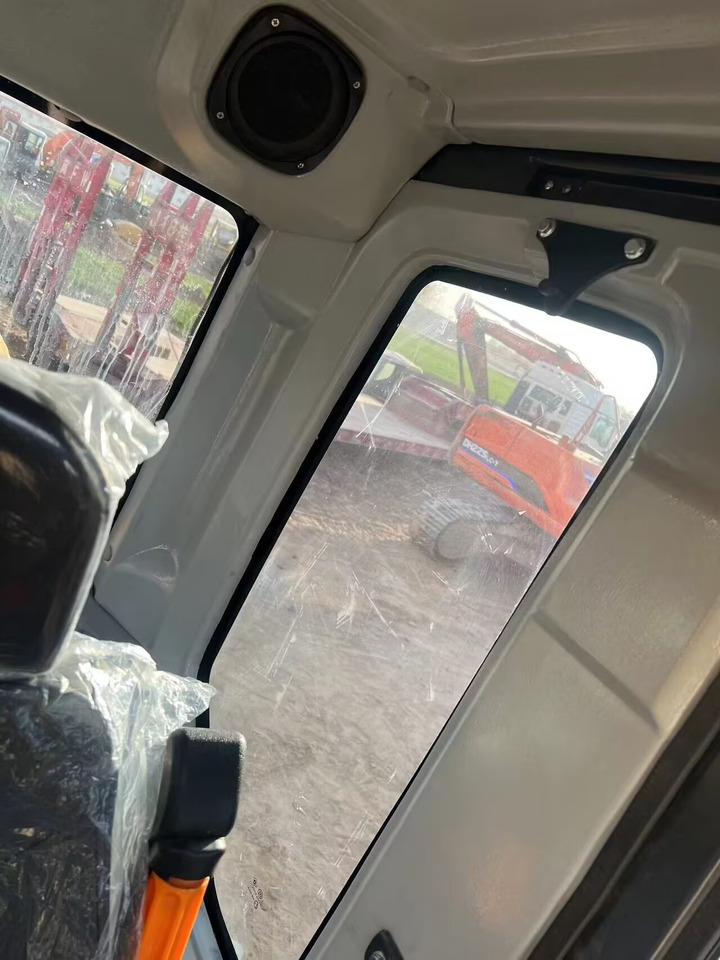 XCMG XE215DA - Kāpurķēžu ekskavators: foto 4 XCMG XE215DA - Kāpurķēžu ekskavators: foto 4