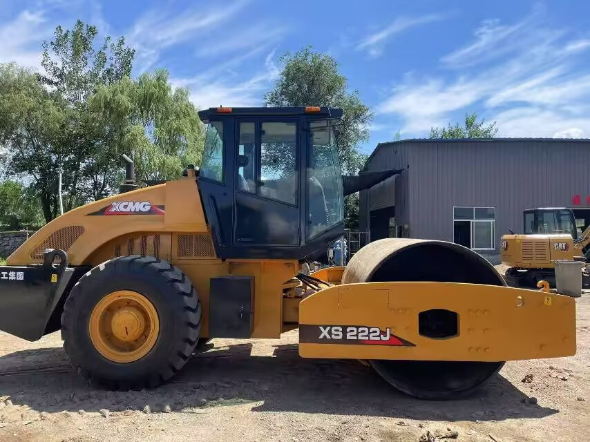 XCMG XS222J XS223J XS263J - Ceļu veltnis: foto 3 XCMG XS222J XS223J XS263J - Ceļu veltnis: foto 3