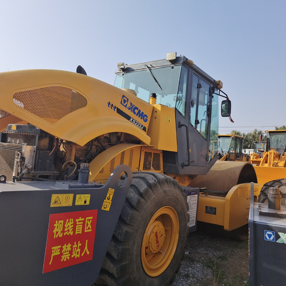 XCMG XS223J - Vibrorullis: foto 5 XCMG XS223J - Vibrorullis: foto 5