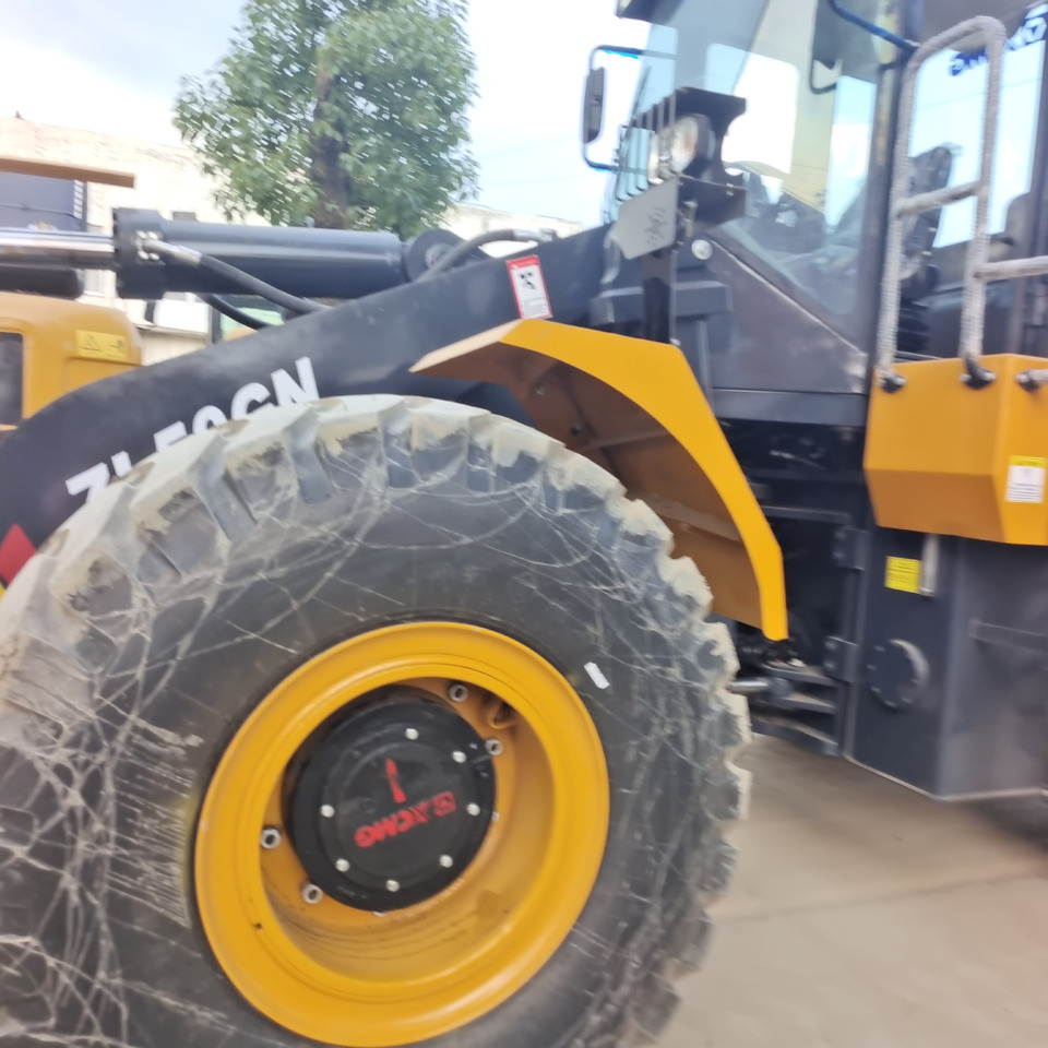 XCMG ZL50GN - Riteņu iekrāvējs: foto 5 XCMG ZL50GN - Riteņu iekrāvējs: foto 5