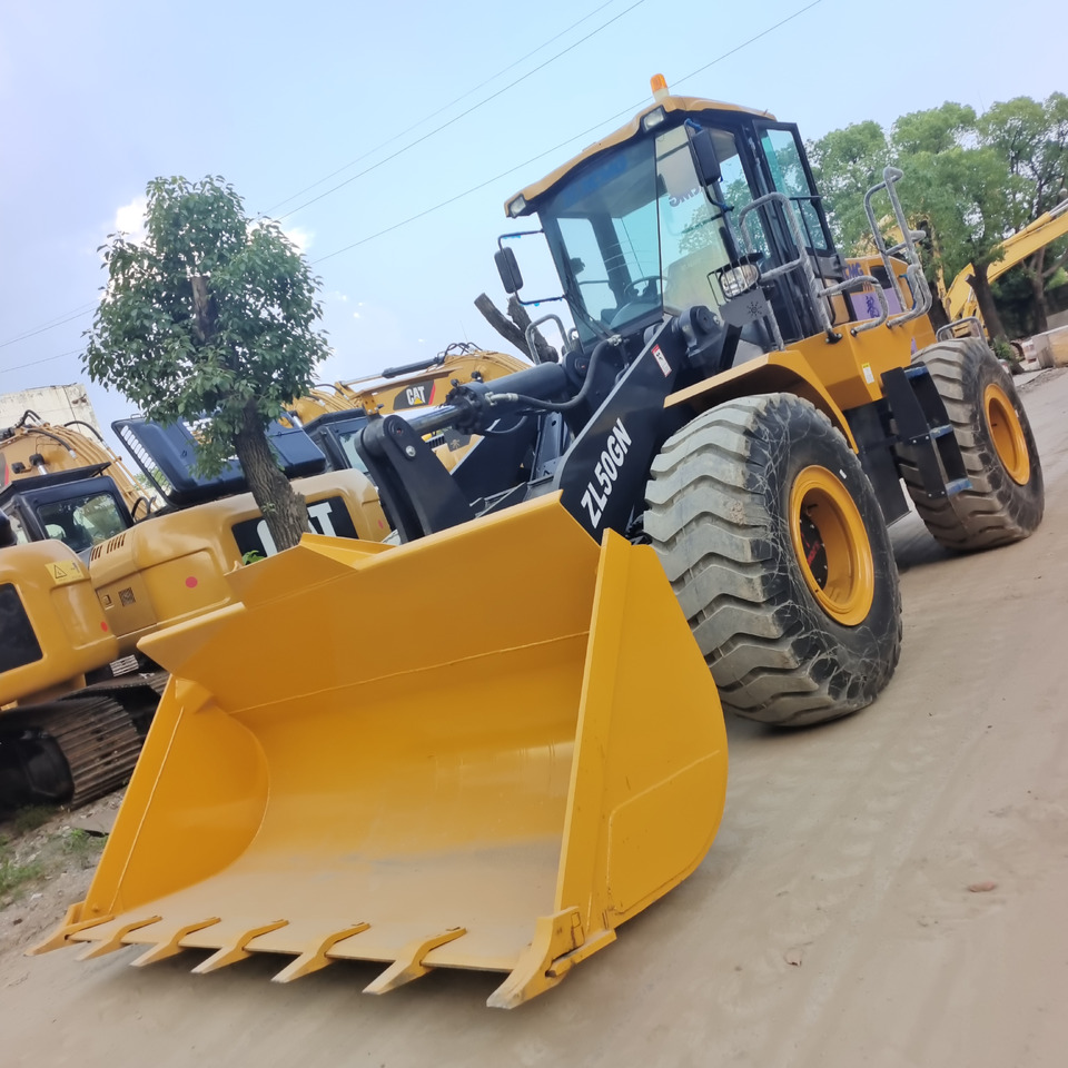 XCMG ZL50GN - Riteņu iekrāvējs: foto 5 XCMG ZL50GN - Riteņu iekrāvējs: foto 5