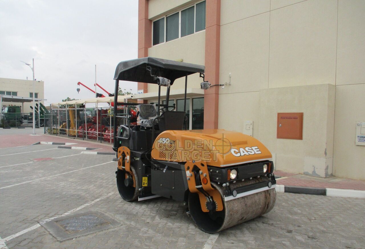 Case 450DX Roller - Ceļu veltnis: foto 1 Case 450DX Roller - Ceļu veltnis: foto 1