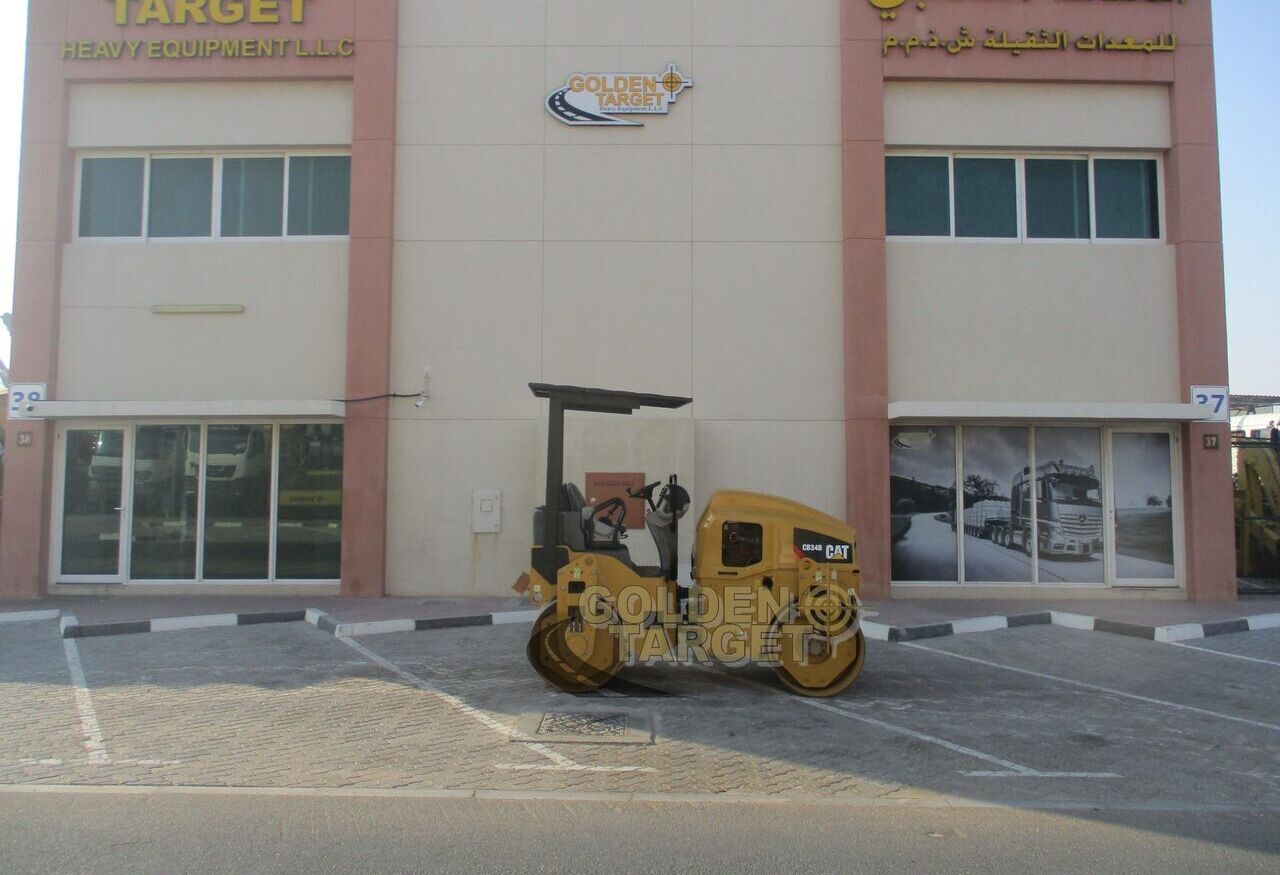 Caterpillar CB34B Double Drum Roller - Ceļu veltnis: foto 5 Caterpillar CB34B Double Drum Roller - Ceļu veltnis: foto 5