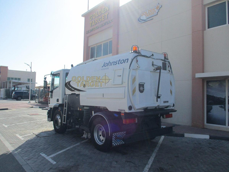 Iveco EUROCARGO 140E21 - Kravas automašīna: foto 4 Iveco EUROCARGO 140E21 - Kravas automašīna: foto 4