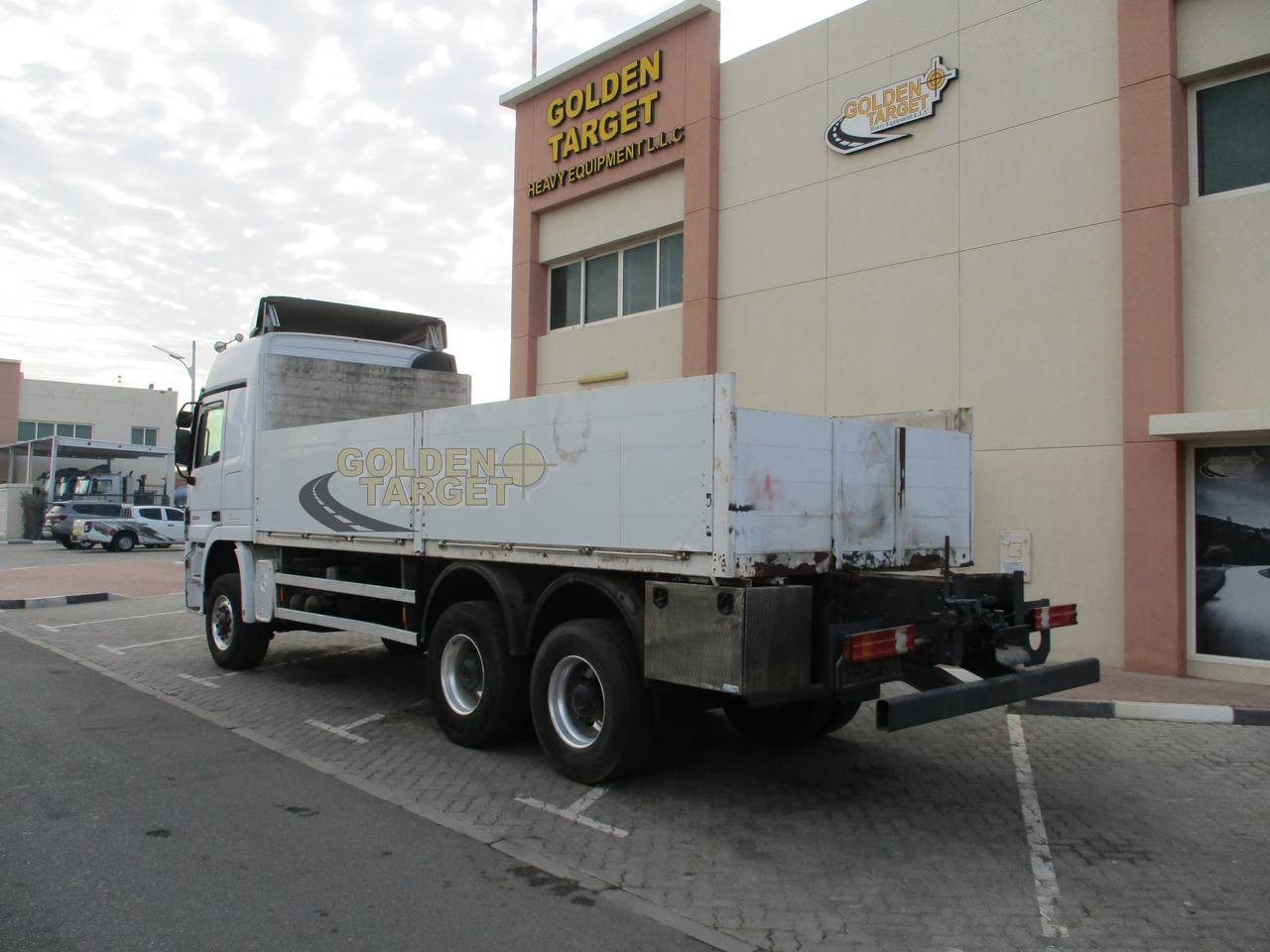 MERCEDES-BENZ ACTROS 3354 6x6 Chassis Truck - Šasija kravas automašīna: foto 4 MERCEDES-BENZ ACTROS 3354 6x6 Chassis Truck - Šasija kravas automašīna: foto 4