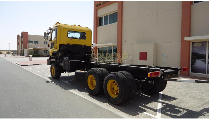 Nissan CZ4YL - Puspiekabe šasija: foto 4 Nissan CZ4YL - Puspiekabe šasija: foto 4