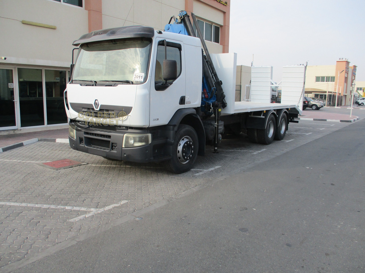 RENAULT Kerax 380 6×4 Crane Truck - Kravas auto ar manipulatoru: foto 2 RENAULT Kerax 380 6×4 Crane Truck - Kravas auto ar manipulatoru: foto 2