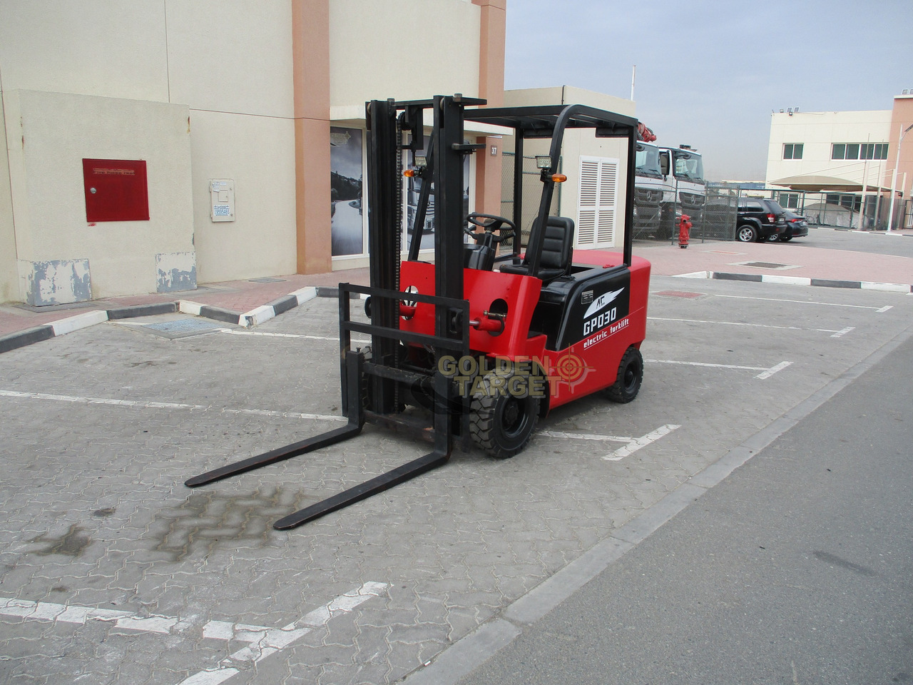 RIPPA GPD30 3 Electric Forklift - Elektroiekrāvējs: foto 2 RIPPA GPD30 3 Electric Forklift - Elektroiekrāvējs: foto 2