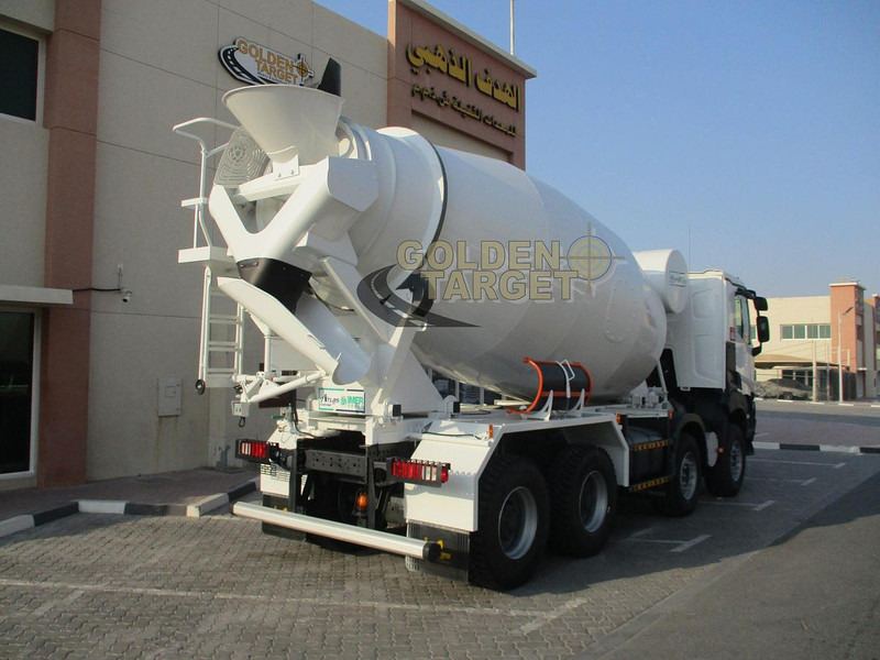 Renault K420 8×4 Mixer Truck - Betonvedējs: foto 3 Renault K420 8×4 Mixer Truck - Betonvedējs: foto 3