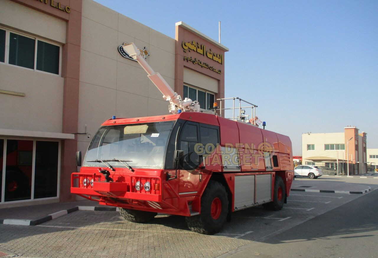 Reynold Boughton Barracuda 4x4 Airport Fire Truck - Ugunsdzēsēju mašīna: foto 1 Reynold Boughton Barracuda 4x4 Airport Fire Truck - Ugunsdzēsēju mašīna: foto 1