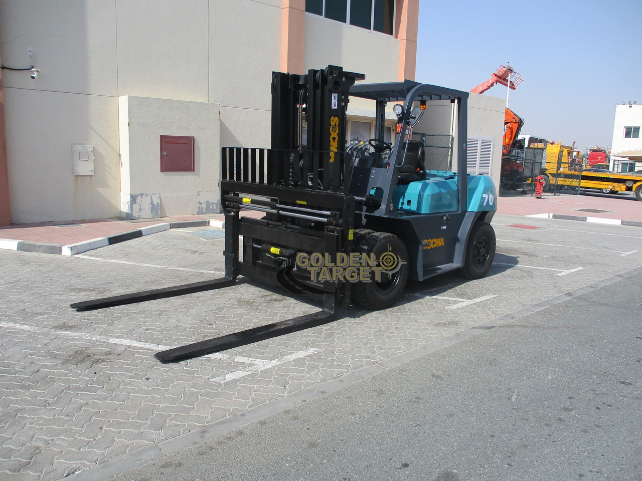 SOCMA HNF-70 Forklift - Dīzeļiekrāvējs: foto 2 SOCMA HNF-70 Forklift - Dīzeļiekrāvējs: foto 2