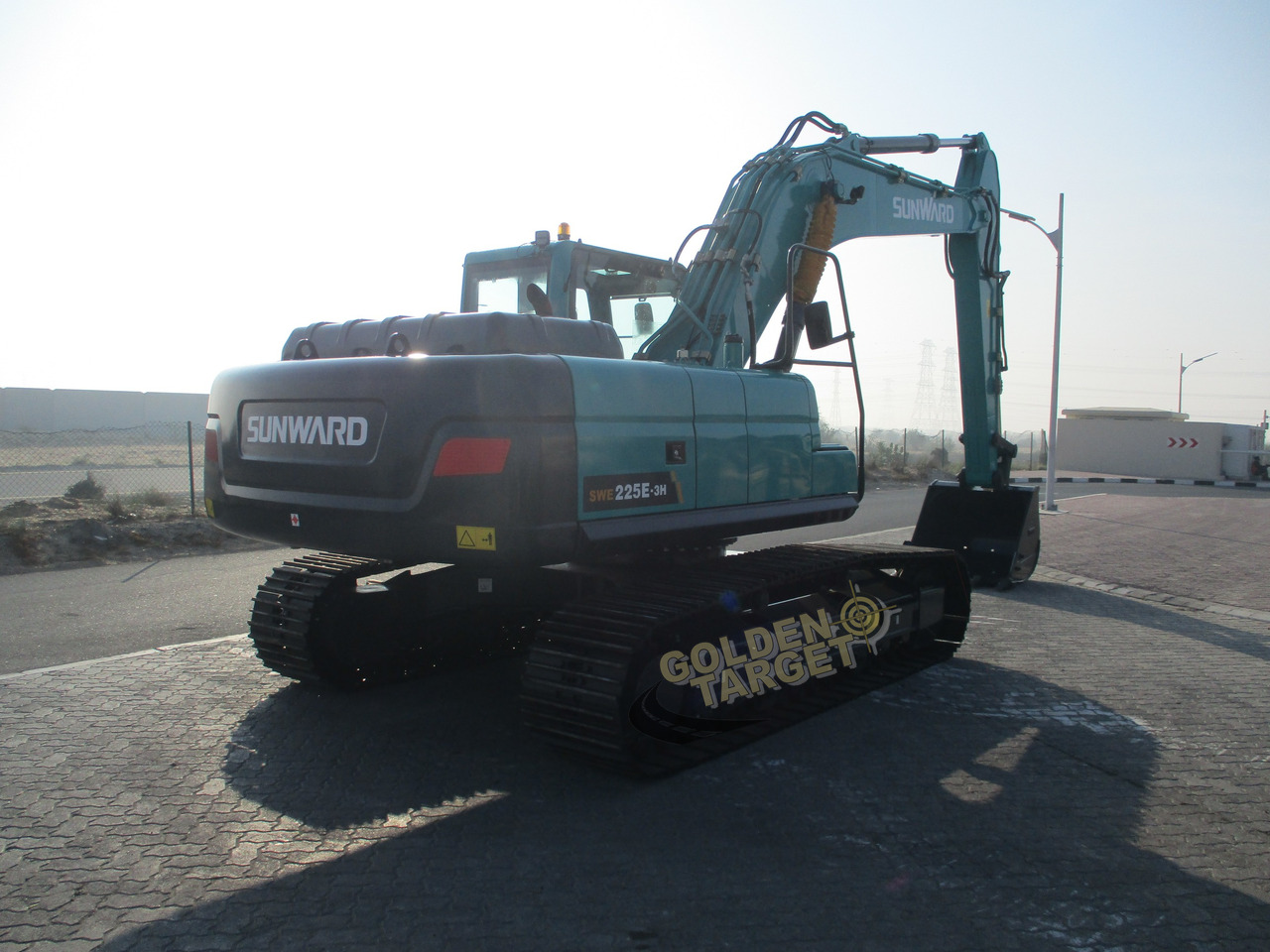 SUNWARD SWE225E-3H Hydraulic Excavator - Kāpurķēžu ekskavators: foto 3 SUNWARD SWE225E-3H Hydraulic Excavator - Kāpurķēžu ekskavators: foto 3