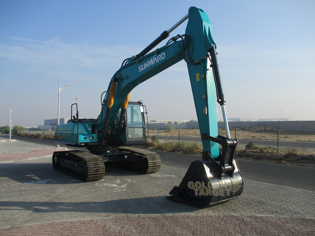 SUNWARD SWE225E-3H Hydraulic Excavator - Kāpurķēžu ekskavators: foto 2 SUNWARD SWE225E-3H Hydraulic Excavator - Kāpurķēžu ekskavators: foto 2