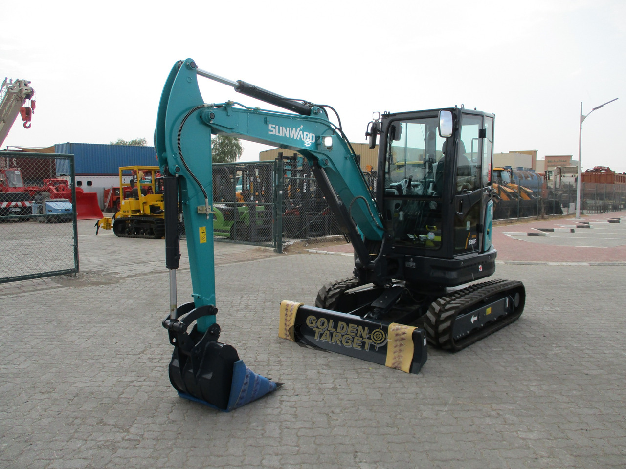 SUNWARD SWE35UF Mini Hydraulic Excavator - Mini-ekskavators: foto 2 SUNWARD SWE35UF Mini Hydraulic Excavator - Mini-ekskavators: foto 2