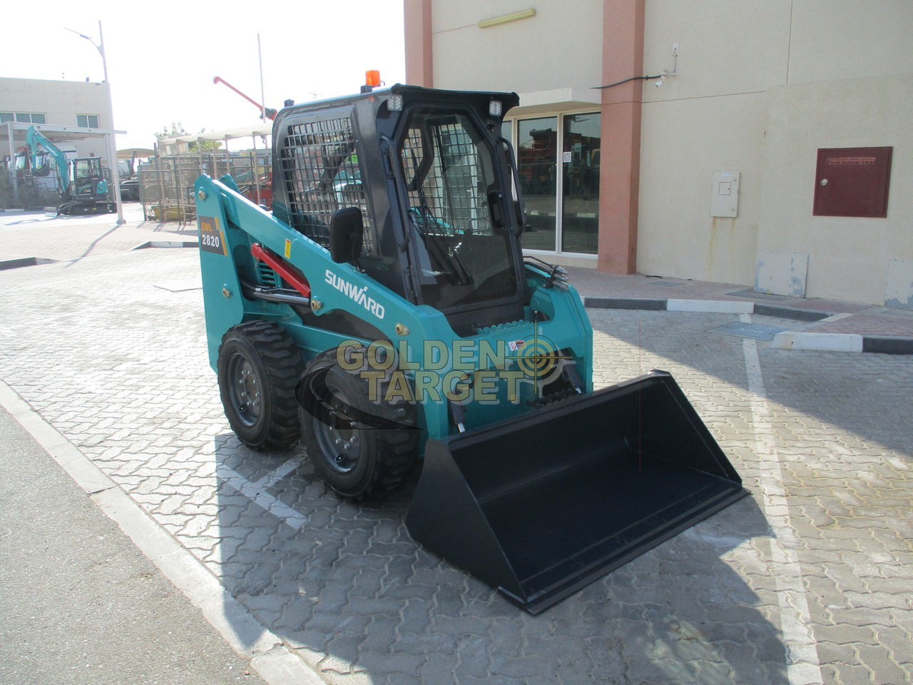 SUNWARD SWL 2820 Skid Steer Loader - Kompaktiekrāvējs: foto 1 SUNWARD SWL 2820 Skid Steer Loader - Kompaktiekrāvējs: foto 1