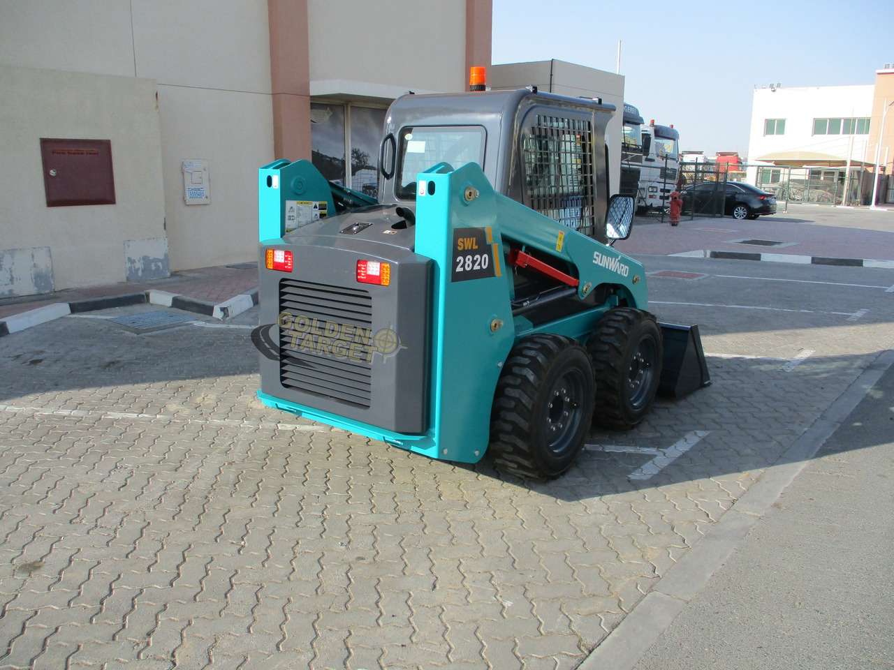 SUNWARD SWL2820 Skid Steer - Kompaktiekrāvējs: foto 3 SUNWARD SWL2820 Skid Steer - Kompaktiekrāvējs: foto 3
