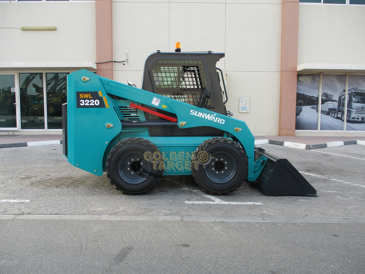 SUNWARD SWL3220 Skid Steer - Kompaktiekrāvējs: foto 5 SUNWARD SWL3220 Skid Steer - Kompaktiekrāvējs: foto 5