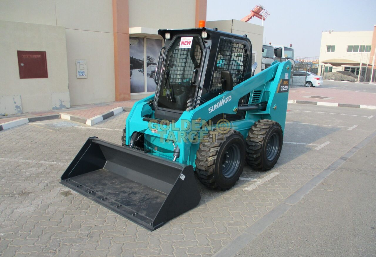 Sunward 3220 Skid Steer Loader - Kompaktiekrāvējs: foto 2 Sunward 3220 Skid Steer Loader - Kompaktiekrāvējs: foto 2