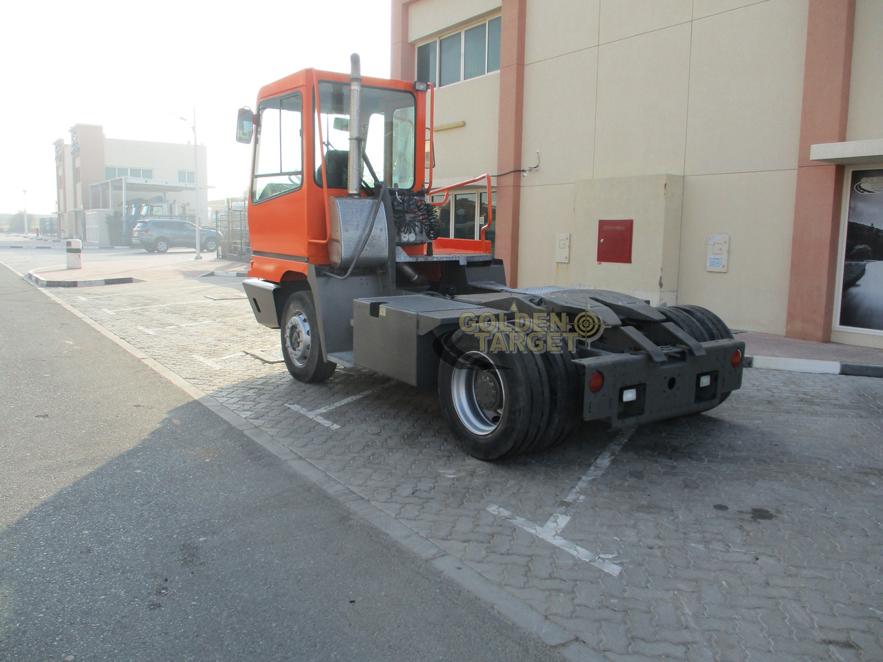 Terberg YT222 4x2 Terminal Truck - Termināļa traktors: foto 4 Terberg YT222 4x2 Terminal Truck - Termināļa traktors: foto 4