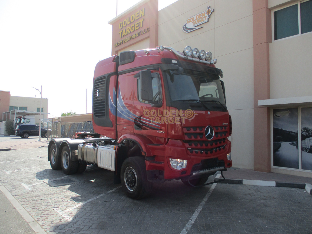 MERCEDES-BENZ Arocs 3363 6x6 Head Truck - Vilcējs: foto 1 MERCEDES-BENZ Arocs 3363 6x6 Head Truck - Vilcējs: foto 1