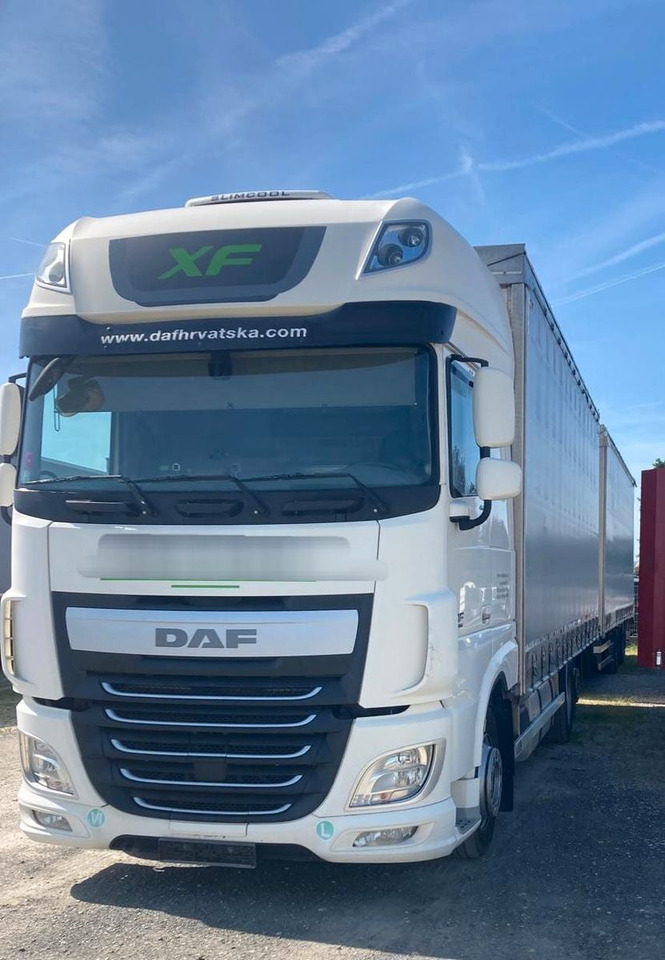 DAF XF 460 SSC 6x2 tandem jumbo - Kravas automašīna ar tentu: foto 1 DAF XF 460 SSC 6x2 tandem jumbo - Kravas automašīna ar tentu: foto 1
