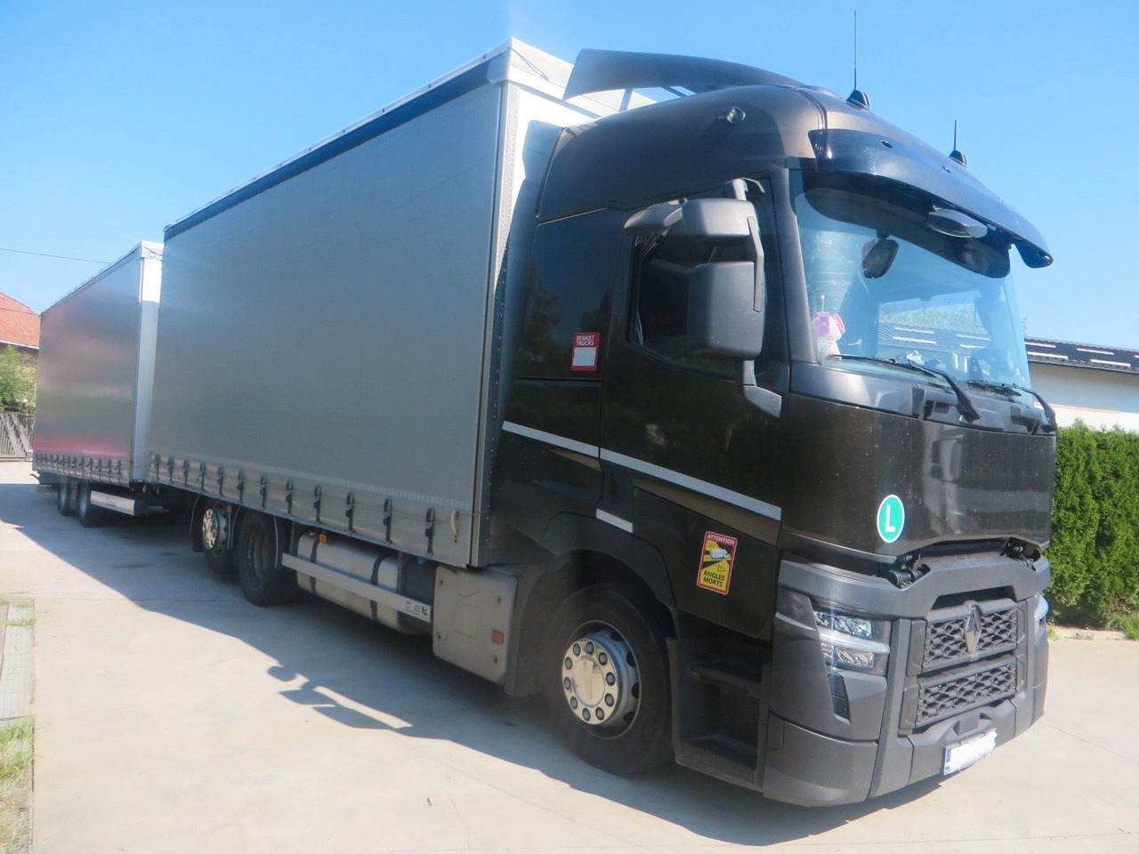 Renault T480 SC 6x2 tandem jumbo 116m3 - Kravas automašīna ar tentu: foto 2 Renault T480 SC 6x2 tandem jumbo 116m3 - Kravas automašīna ar tentu: foto 2