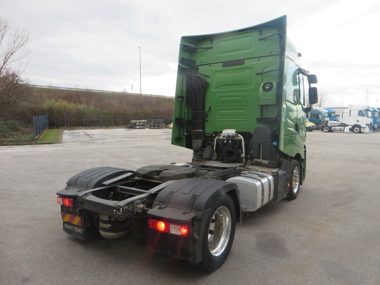 Renault T520 HSC 4x2Tractor mega Retarder - Vilcējs: foto 3 Renault T520 HSC 4x2Tractor mega Retarder - Vilcējs: foto 3