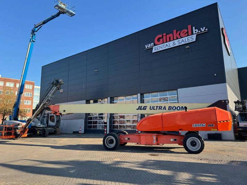 JLG 1850 SJ - Teleskopiskais pacēlājs: foto 1 JLG 1850 SJ - Teleskopiskais pacēlājs: foto 1