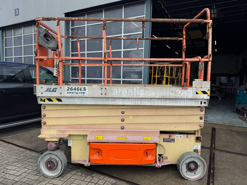 JLG 2646 ES - Šķērveida pacēlājs: foto 1 JLG 2646 ES - Šķērveida pacēlājs: foto 1