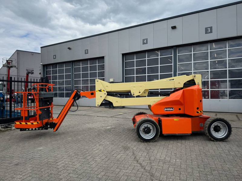 JLG E 450 AJ - Izlices pacēlājs: foto 1 JLG E 450 AJ - Izlices pacēlājs: foto 1