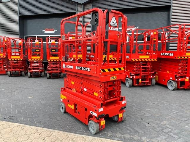 LGMG SS 0507 E - Šķērveida pacēlājs: foto 2 LGMG SS 0507 E - Šķērveida pacēlājs: foto 2