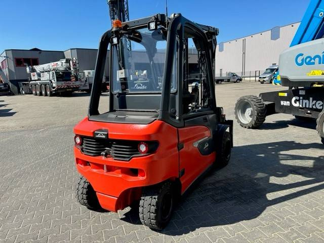 Linde E35L - Elektroiekrāvējs: foto 4 Linde E35L - Elektroiekrāvējs: foto 4