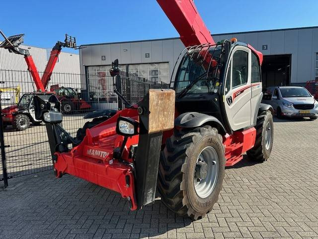 Manitou MT 1440 - Teleskopiskais iekrāvējs: foto 2 Manitou MT 1440 - Teleskopiskais iekrāvējs: foto 2