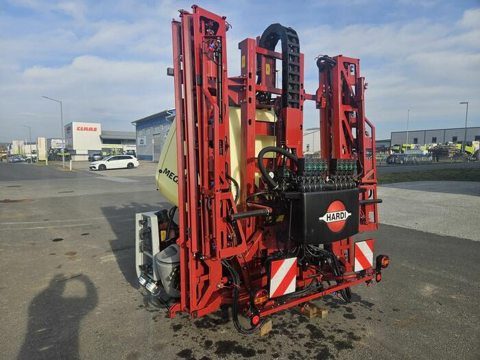 Hardi MEGA 1200 - Uzkarināmais miglotājs: foto 4 Hardi MEGA 1200 - Uzkarināmais miglotājs: foto 4