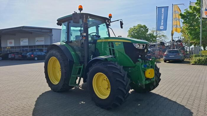 John Deere 6110 MC - Traktors: foto 2 John Deere 6110 MC - Traktors: foto 2