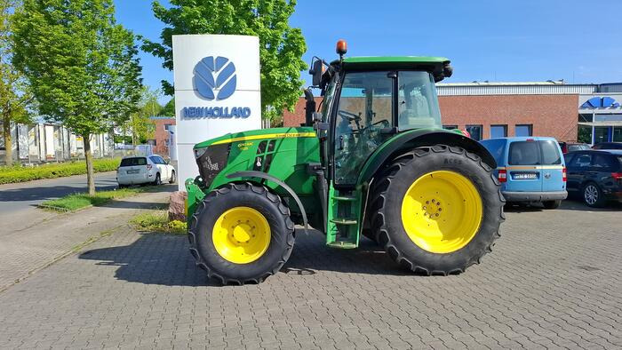 John Deere 6110 MC - Traktors: foto 4 John Deere 6110 MC - Traktors: foto 4